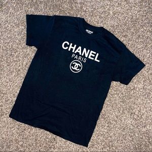 Chanel Paris b.oo.t.leg graphic tee